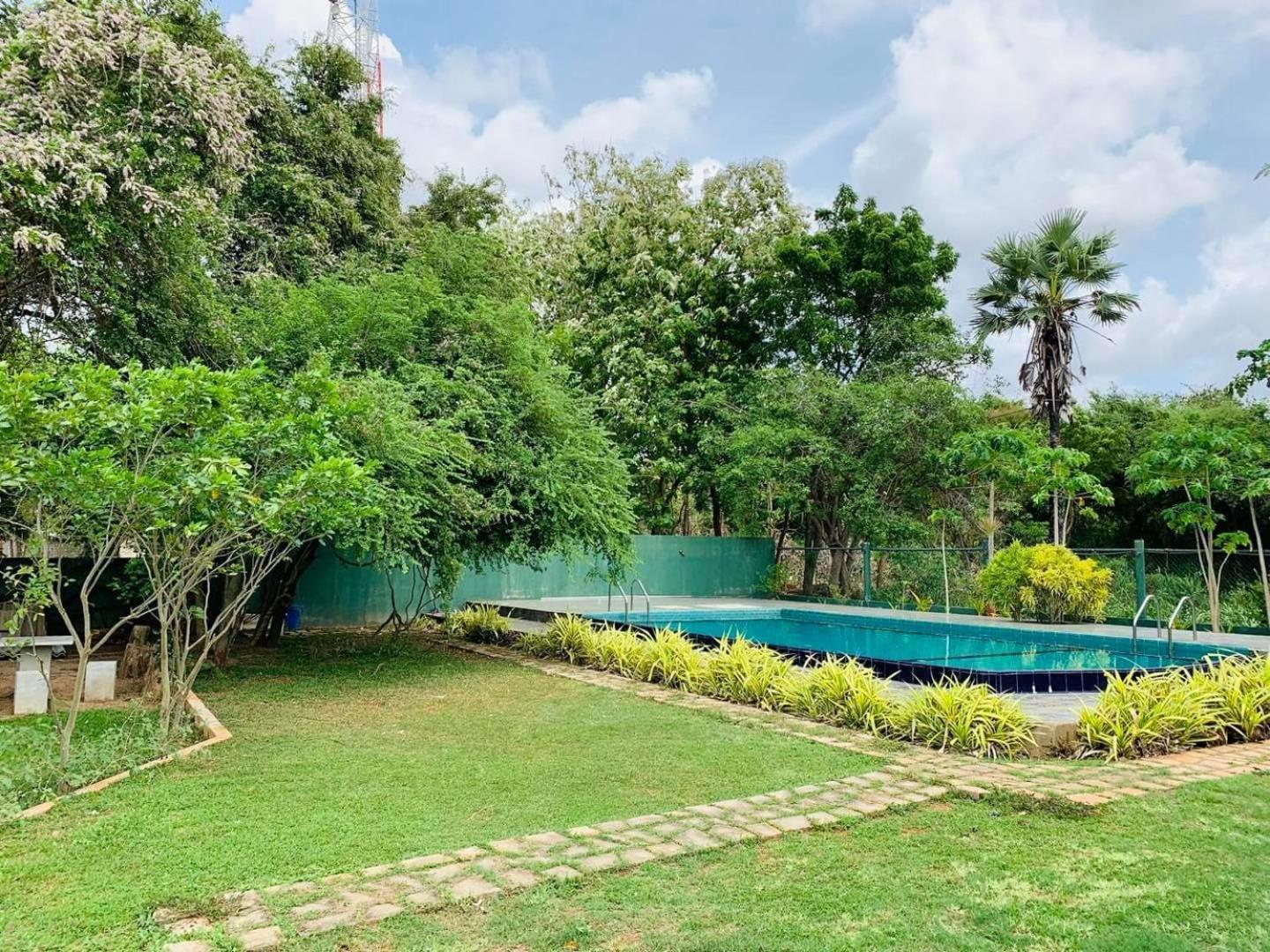 Hotel Tree Garden Wilpaththu Nochchiyagma Anuradhapura Nochchiyagama Exterior foto